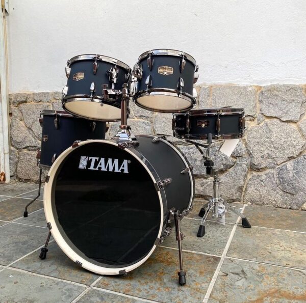 Bateria Tama Imperialstar Blacked Out Black 20″