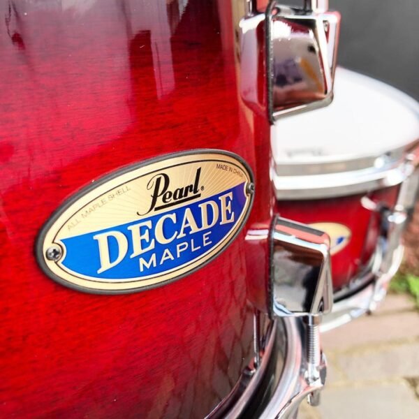 Bateria Pearl Decade Maple Bb20” – Gloss Deep Red Burst